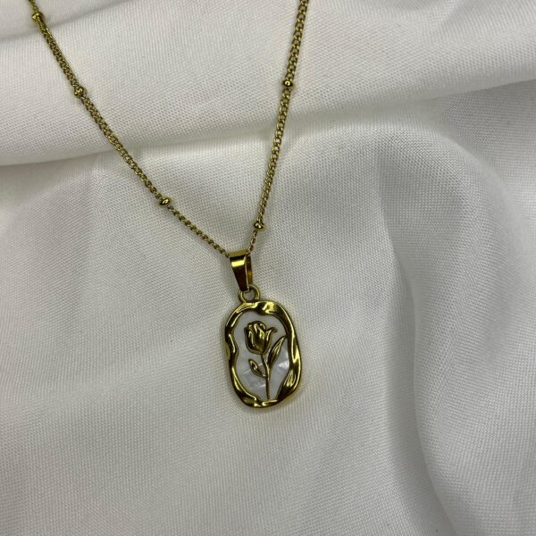 Floral Pendant Necklace - Image 3