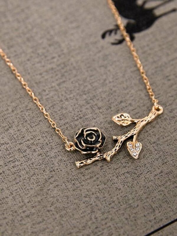 Luxury Gold Plated Rose Design Necklace Set - Image 3